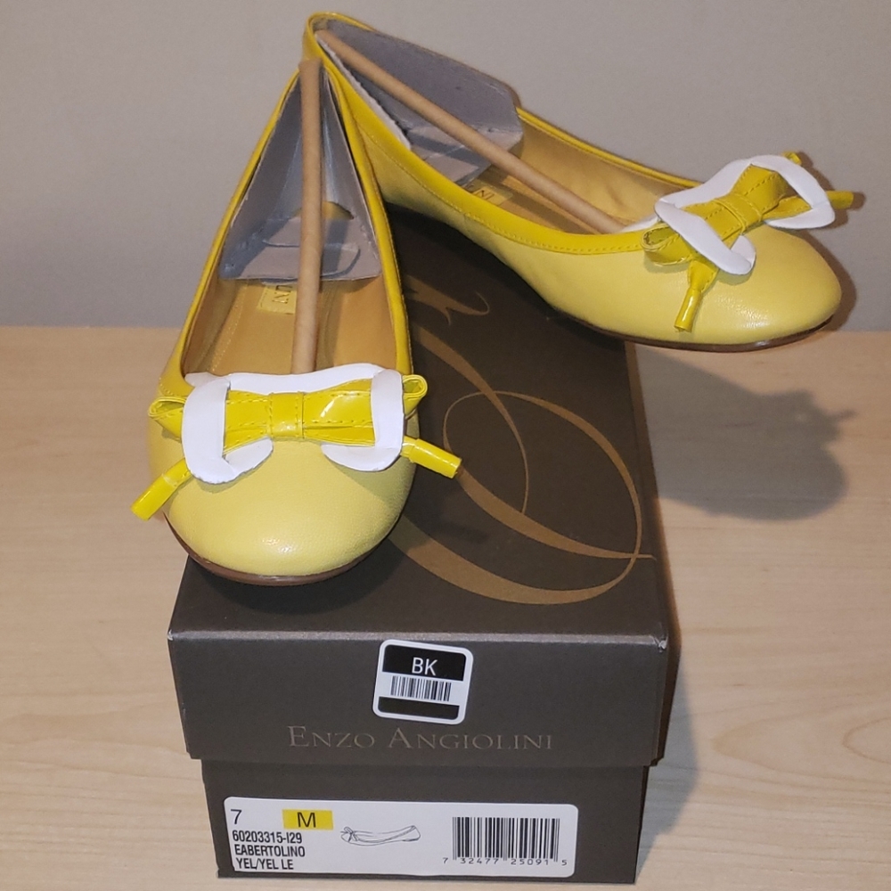 Enzo Angiolini Eabertilino Flats